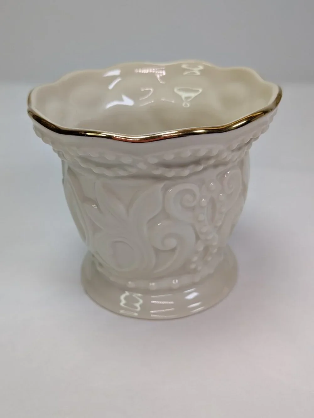 Vintage Lenox Architectural Ornate Pedestal Cup Vase Heavy Bas Relief Gold Trim